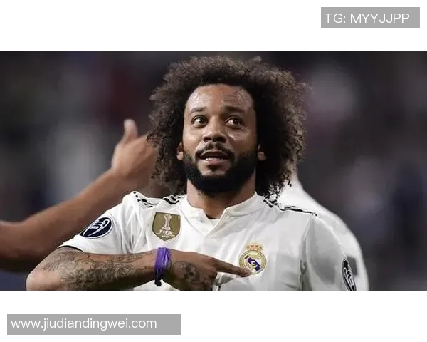 足球历史最佳左后卫球星盘点 谁是足坛最具影响力的左后卫传奇人物